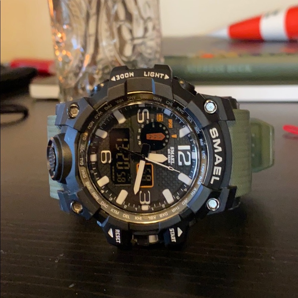 Smael watch
